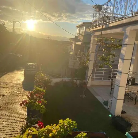 Cesme Dalyan'da Ayayorgiye 5 Dk Uzaklikta *