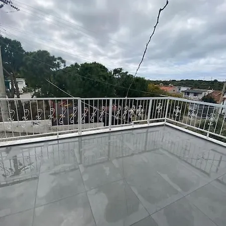 Cesme Dalyan'da Ayayorgiye 5 Dk Uzaklikta בית נופש